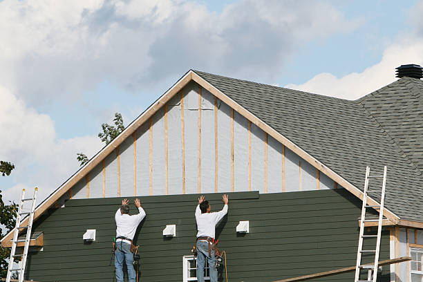 Professional Siding Replacement technician working in Alexis, NC